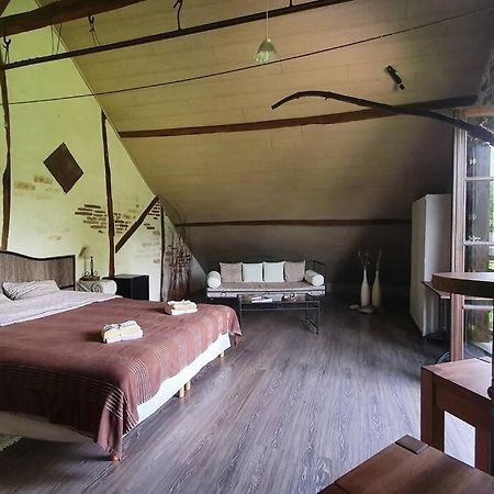 Unique Room With Great View In A Former Old Barn Troche Buitenkant foto